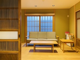 Kouhaku Kinkaku Fuku