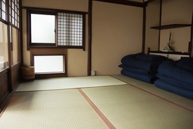Kyoto Guesthouse Lantern In Gion