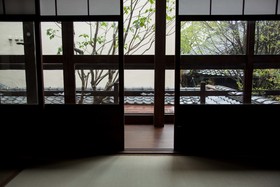 Kyoto Guesthouse Lantern In Gion