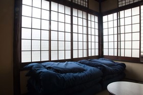 Kyoto Guesthouse Lantern In Gion