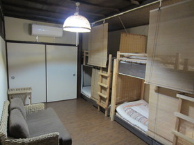 Kyoto Guesthouse Lantern In Gion