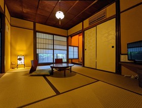 Kyoto Machiya Stars