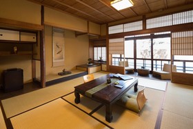 Nazuna Kyoto Nijo-tei