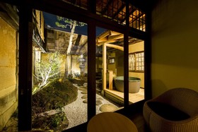 Nazuna Kyoto Nijo-tei