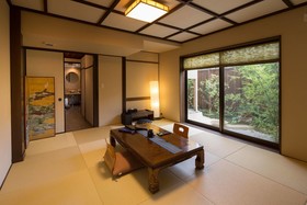 Nazuna Kyoto Nijo-tei