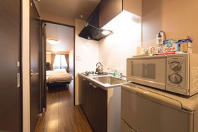Parkside Umekoji Guest House