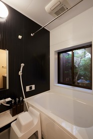 Rinn Kujo Fujinoki East