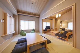 Rinn Shirakawa South
