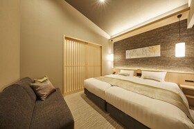 Rinn Shirakawa South