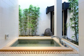 Rinpa by Yadoru KYOTO HANARE