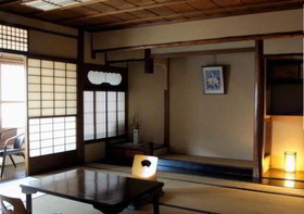 Traditional Kyoto Inn serving Kyoto cuisine IZUYASU