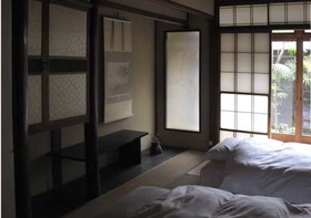 Traditional Kyoto Inn serving Kyoto cuisine IZUYASU