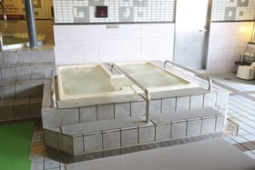 Sauna & Capsule Hotel Rumor Plaza