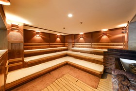 Sauna & Capsule Hotel Rumor Plaza