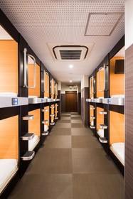 Sauna & Capsule Hotel Rumor Plaza
