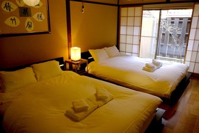 Shiki Homes - Aki