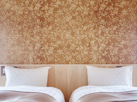 Sunrise Suites