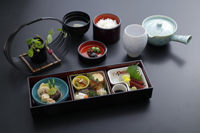The Junei Hotel Kyoto Imperial Palace West