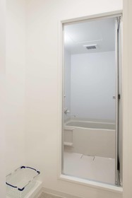 The Next Door Hostel, lower east nine