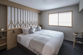 Tomoya Residence Hotel Kyoto Nijo Takakura