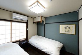 Tsuki House