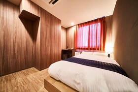 &And Hostel Shinsaibashi East