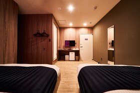 &And Hostel Shinsaibashi East