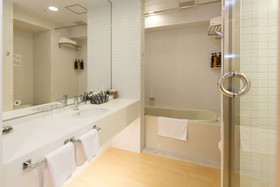 Travelodge Honmachi Osaka