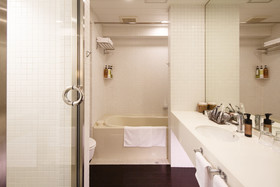 Travelodge Honmachi Osaka