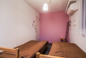 Beehive Hostel Osaka