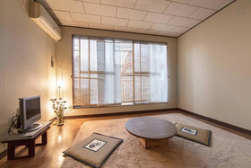 Cozy Old House Seika