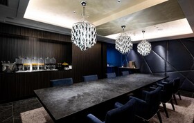 Cross Hotel Osaka