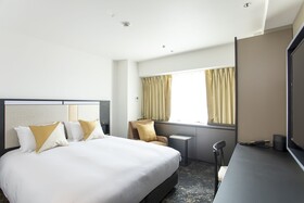 Cross Hotel Osaka