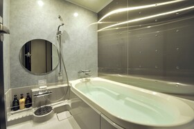 Cross Hotel Osaka