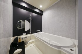 Cross Hotel Osaka