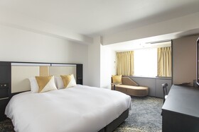 Cross Hotel Osaka