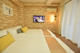 Dotonbori Higashi Art Hotel