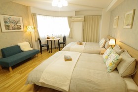 Dotonbori Higashi Art Hotel