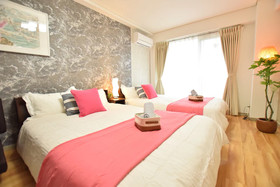 Dotonbori Higashi Art Hotel