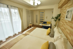 Dotonbori Higashi Art Hotel