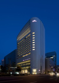 Elsereine Osaka