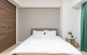 Floral Happy Stay House