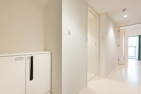 Floral Happy Stay House