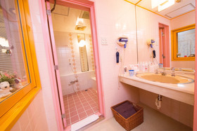 Hotel Candy Hall
