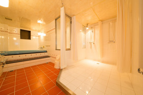 Hotel Candy Hall