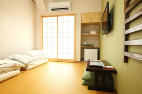 Hotel July