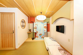 Hotel July