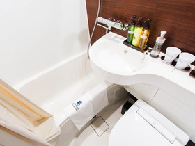 Hotel Livemax Shinsaibashi East