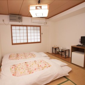 Hotel Stage