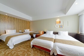 Hotel Universal Port